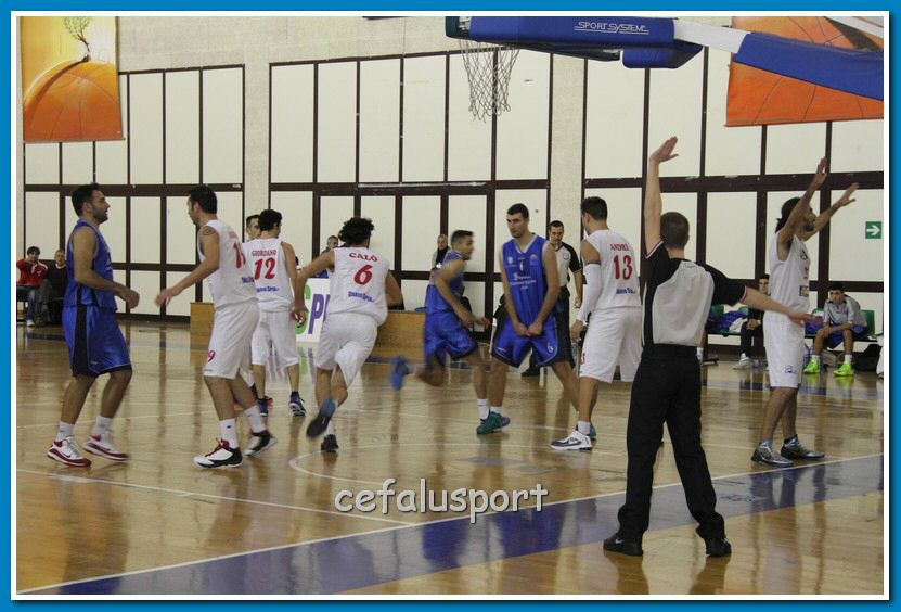 121223 Aquila 149_tn.jpg